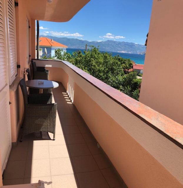 Apartment Drazenka Turato Baska (Krk) Exterior photo